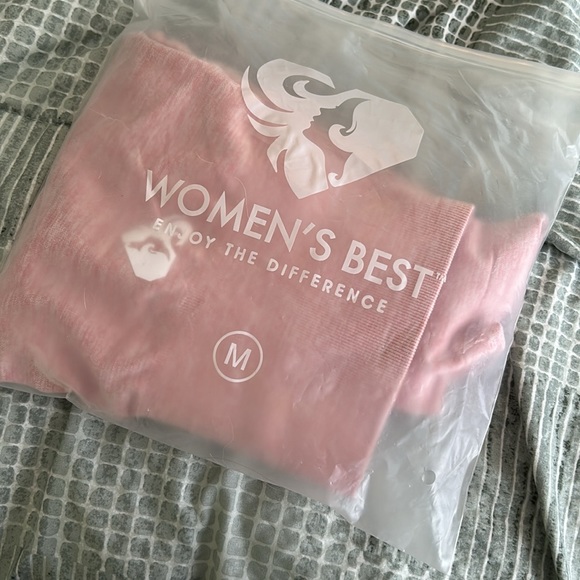 BNWT - Women’s Best seamless leggings M - Picture 7 of 7